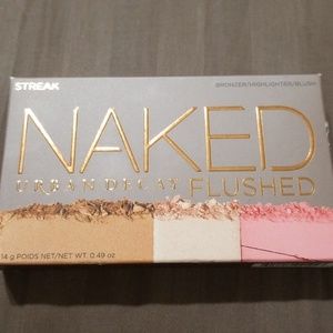 Urban Decay NAKED Flushed Palette
